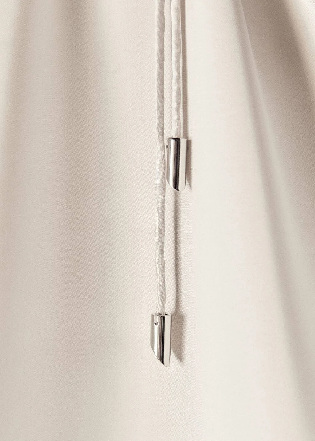 Robe En Satin à Col Rigide 6 Robe En Satin à Col Rigide – Image 6