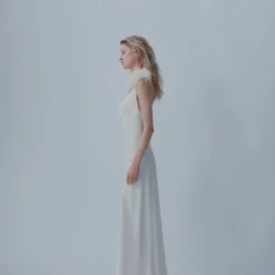 Robe Style Lingerie Détail Plumes