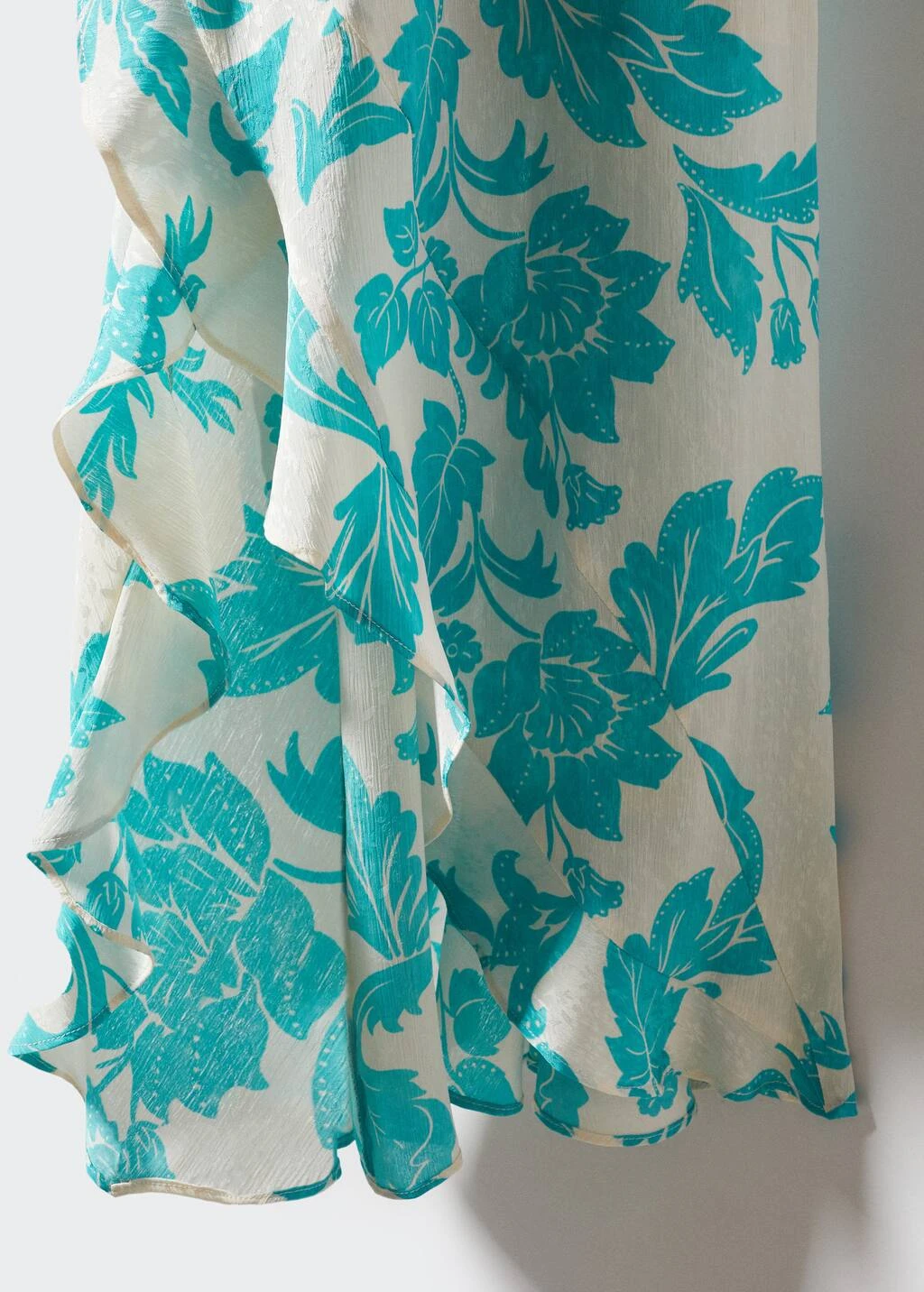 Robe Ouverture à Volants 9 Robe Ouverture à Volants – Image 9