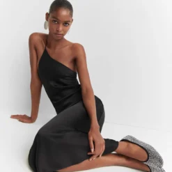 Robe Satinée Dos Nu -Promos Chaudine Magasin 57002893 99 D2