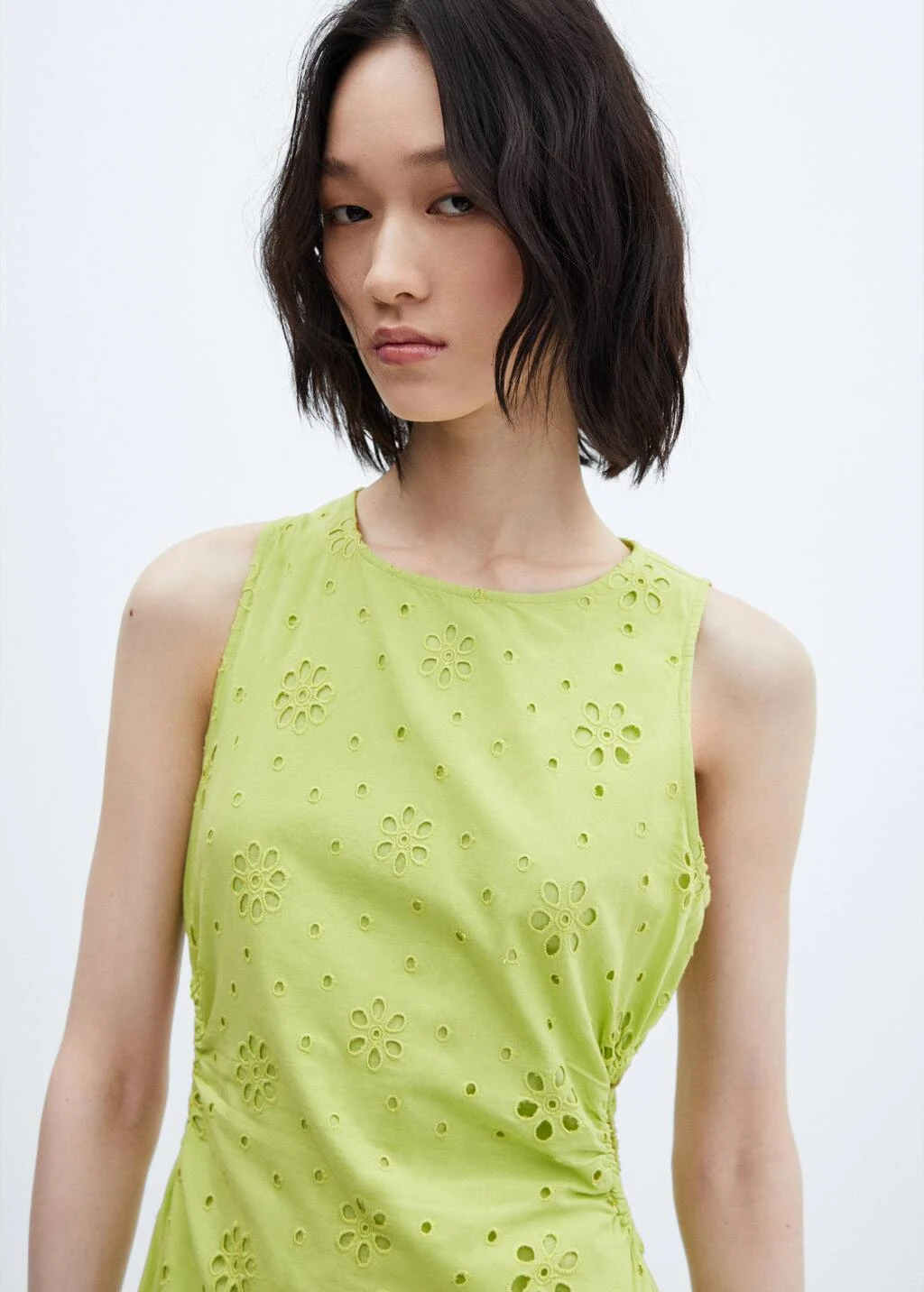 Robe Brodée Ouvertures Latérales 10 Robe Brodée Ouvertures Latérales – Image 10