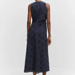 Robe Brodée Ouvertures Latérales 15 Robe Brodée Ouvertures Latérales -Promos Chaudine Magasin 57005795 56 R