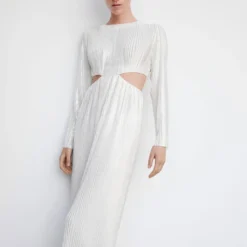 Robe Plissée Ouvertures