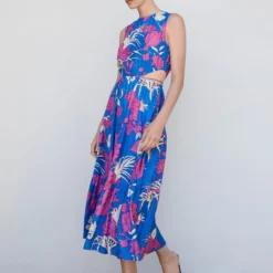 Robe évasée Ouvertures 27 Robe évasée Ouvertures -Promos Chaudine Magasin 57020252 52 99999999 01