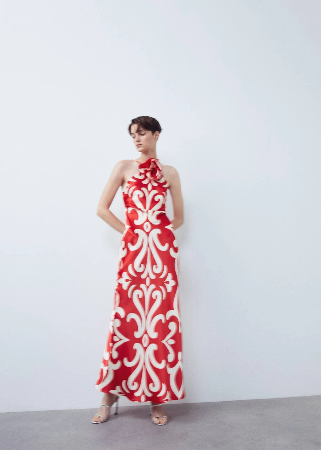 Robe Emmanchures Américaines Détail Fleur 6 Robe Emmanchures Américaines Détail Fleur – Image 6