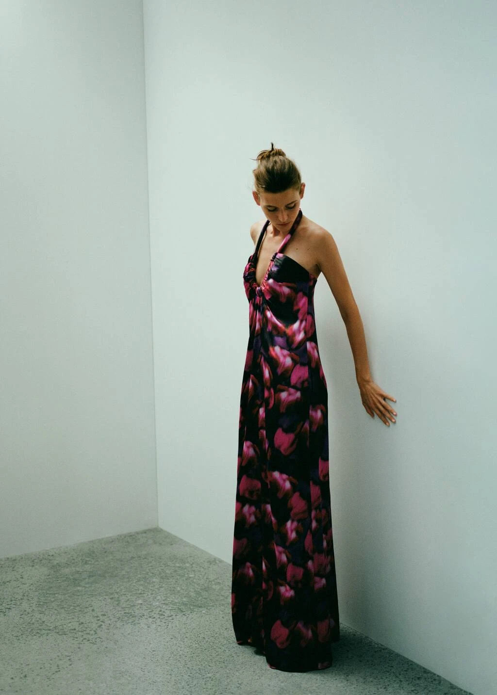 Robe Imprimée Soie Décolletée 6 Robe Imprimée Soie Décolletée – Image 6