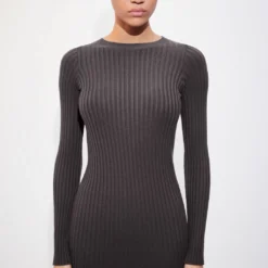 Robe Midi à Bords Côtelés