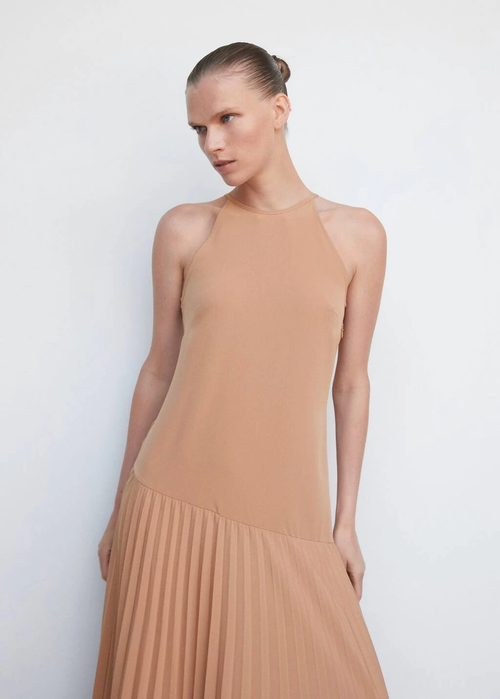 Robe à Empiècement Plissé 1 Robe à Empiècement Plissé