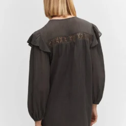 Robe Courte Détails Dentelle 10 Robe Courte Détails Dentelle -Promos Chaudine Magasin 57043810 95 R