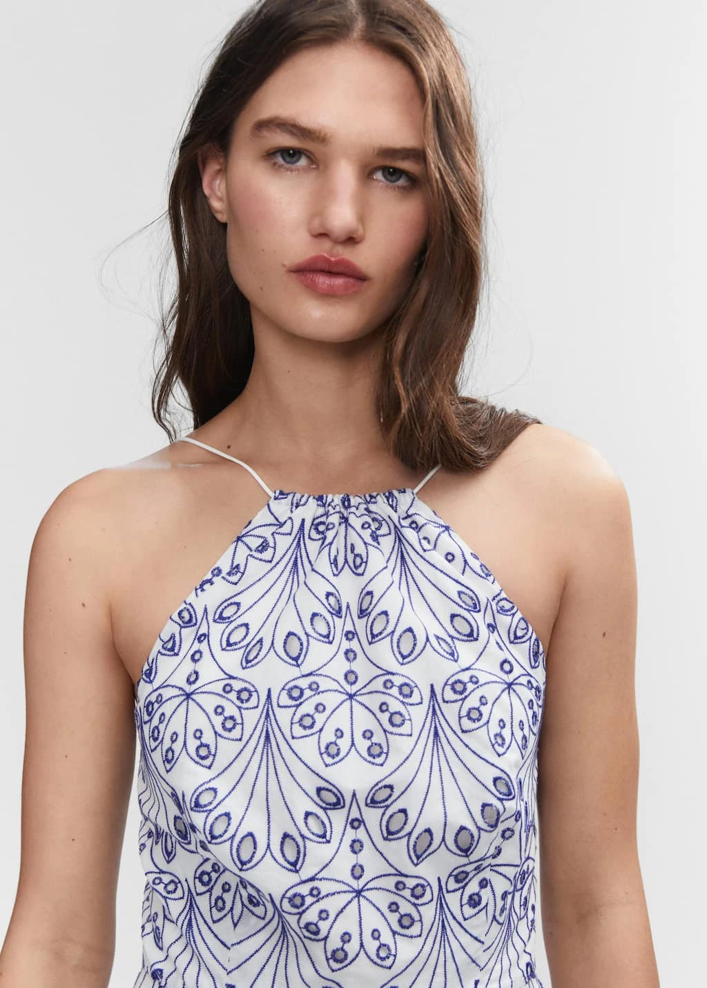 Robe Brodée Emmanchures Américaines 4 Robe Brodée Emmanchures Américaines – Image 4