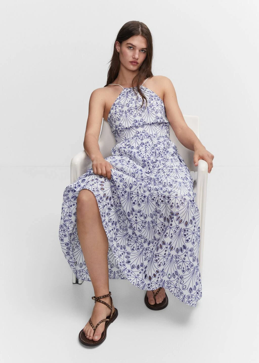 Robe Brodée Emmanchures Américaines 5 Robe Brodée Emmanchures Américaines – Image 5