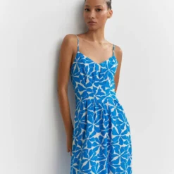 Robe Ă Fines Bretelles