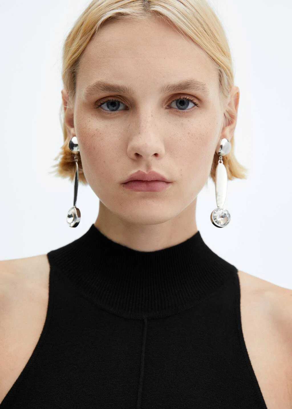 Robe Cintrée Ouverture Arrière 11 Robe Cintrée Ouverture Arrière – Image 11