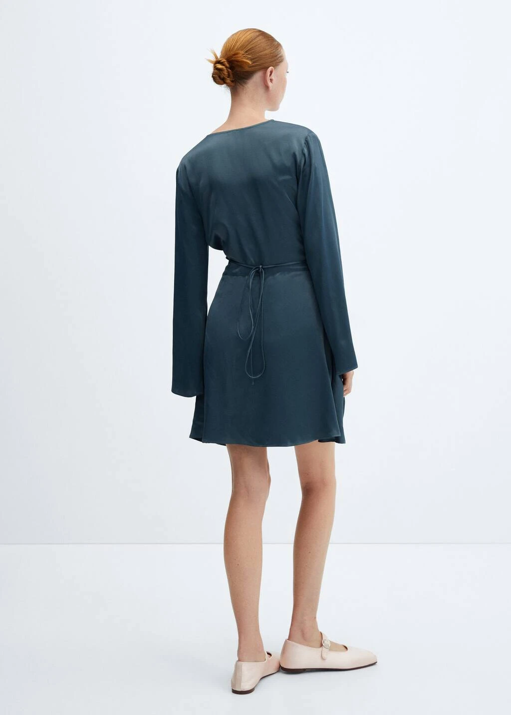 Robe Cache-cœur Satinée 3 Robe Cache-cœur Satinée – Image 3