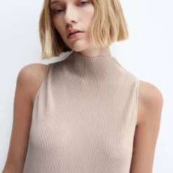 Robe Cintrée Côtelée -Promos Chaudine Magasin 57083821 35 D1