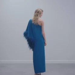 Robe Satinée Asymétrique Plumes -Promos Chaudine Magasin 57091172 52 R